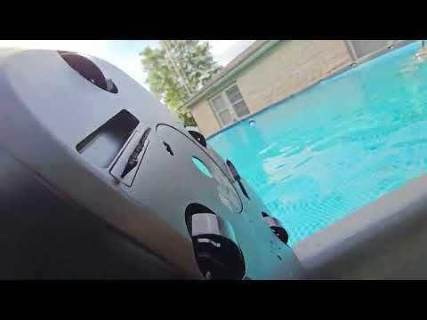Aiper Scuba SE review: Aiper Scuba SE Robotic Pool Vacuum shown during my hands-on review
