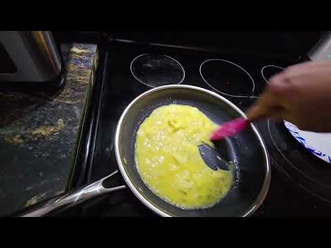 HexClad 10-inch pan: HexClad 10-Inch Hybrid Frying Pan shown during my hands-on review