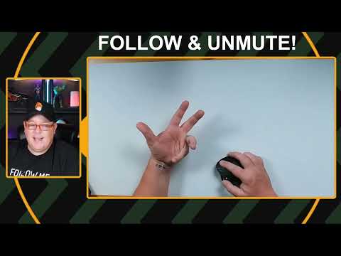Shure MV6 USB mic: Shure MV6 USB Gaming Microphone shown during my hands-on review